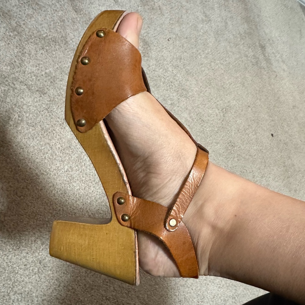 Brown Leather Women's Sandals